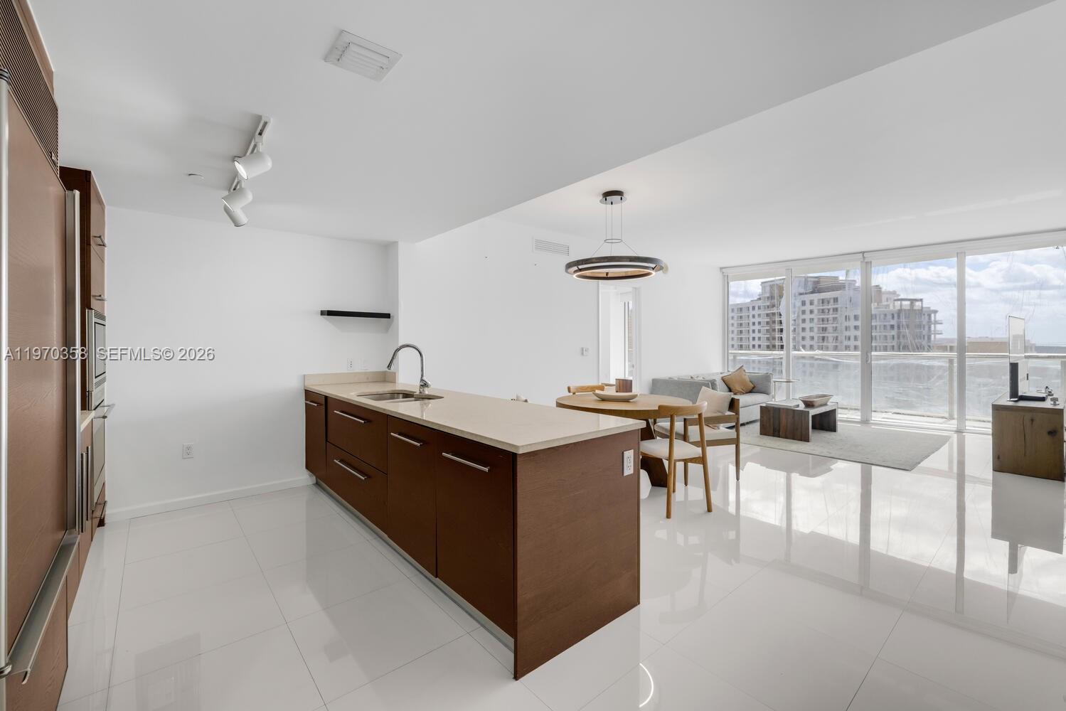 image Icon Brickell I2