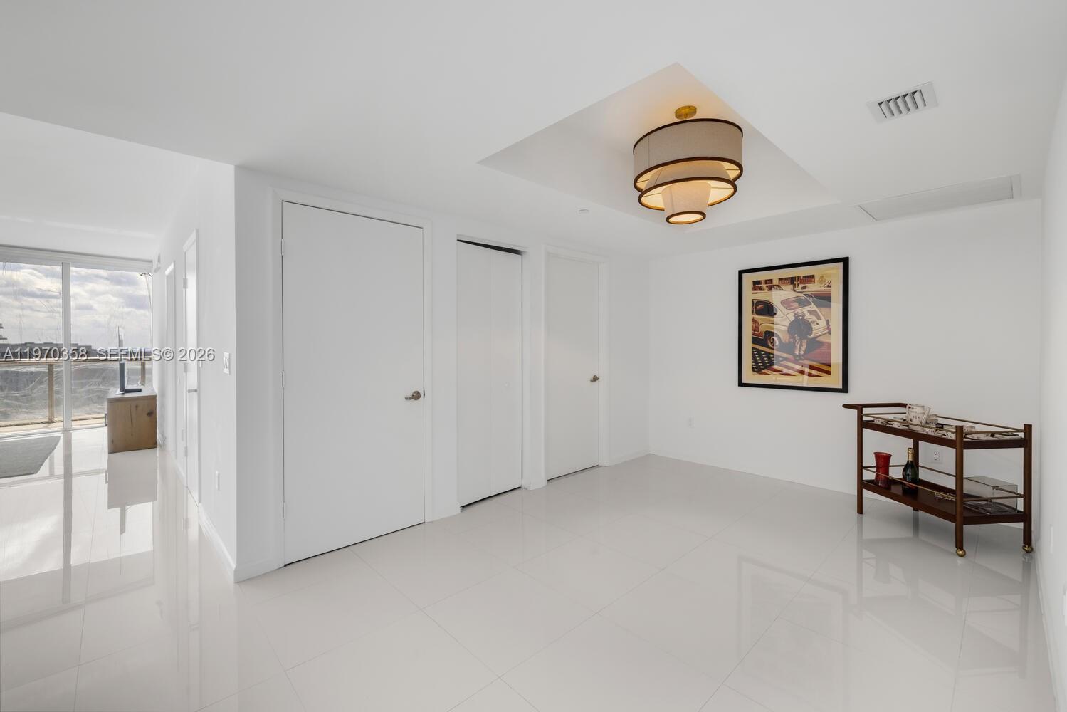 image Icon Brickell I6