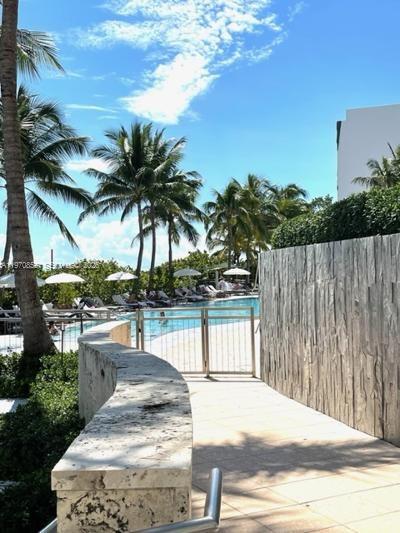 image The Carillon Center Tower35