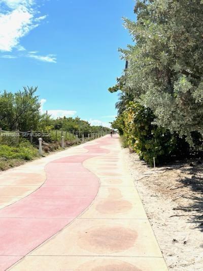 image The Carillon Center Tower40