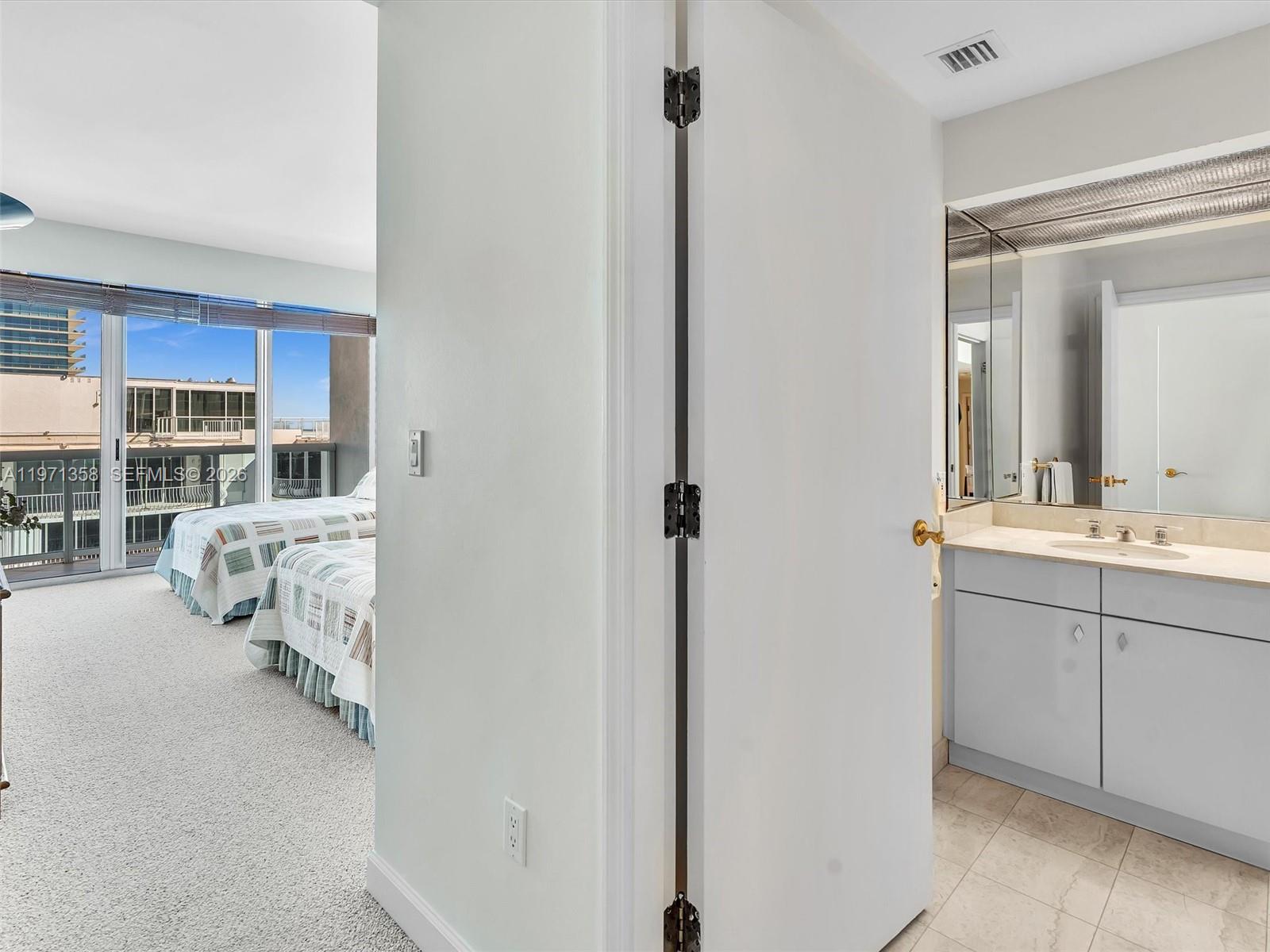 10101 Collins Ave #18C + CABANA Bal Harbour, FL 33154