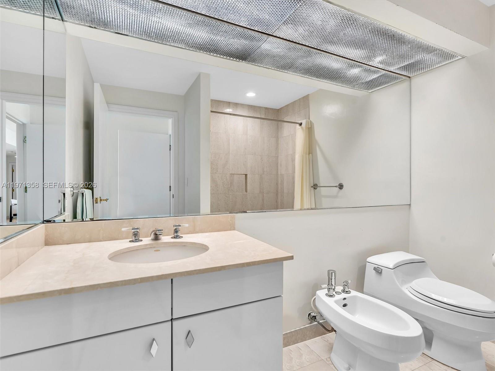 10101 Collins Ave #18C + CABANA Bal Harbour, FL 33154