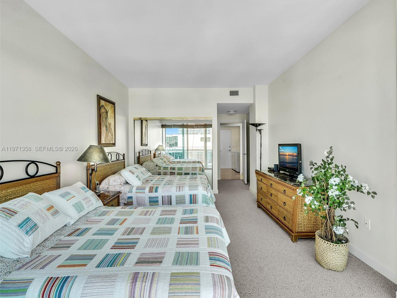 10101 Collins Ave #18C + CABANA Bal Harbour, FL 33154