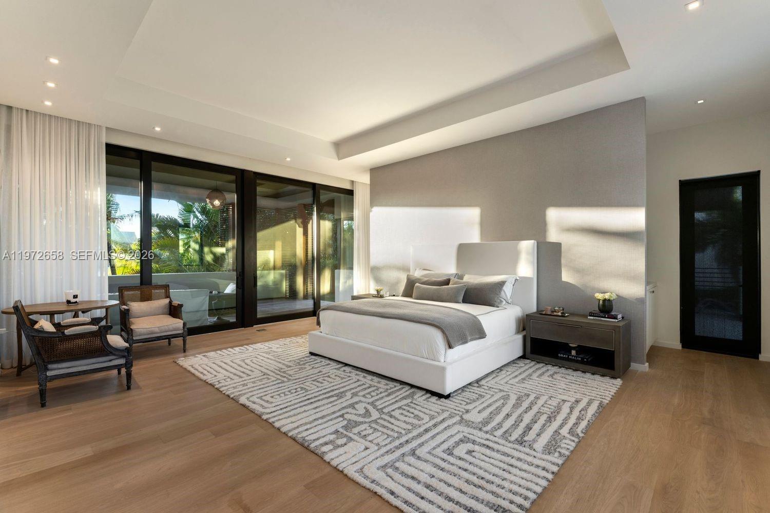 6850 Sunrise Ct Coral Gables, FL 33133