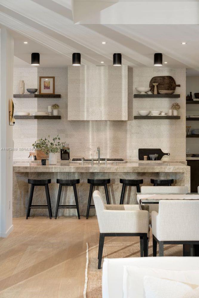 6850 Sunrise Ct Coral Gables, FL 33133