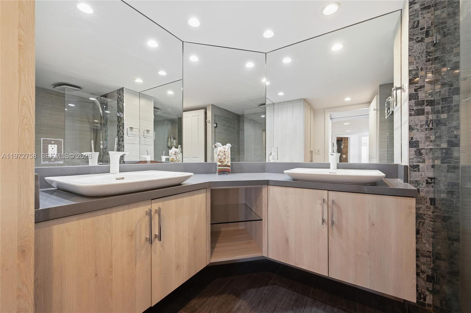 2200 S Ocean Ln #3010 Fort Lauderdale, FL 33316