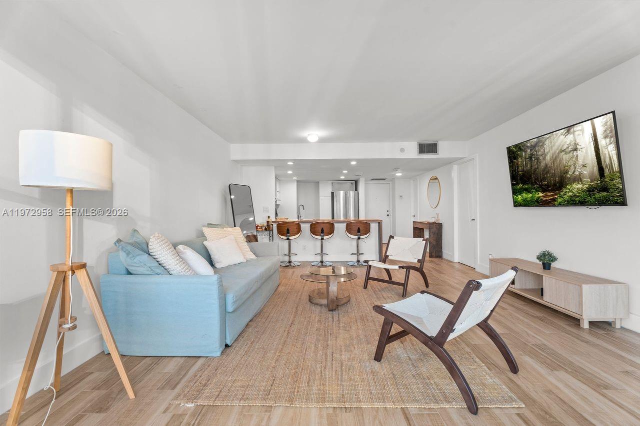 image Brickell Place III6