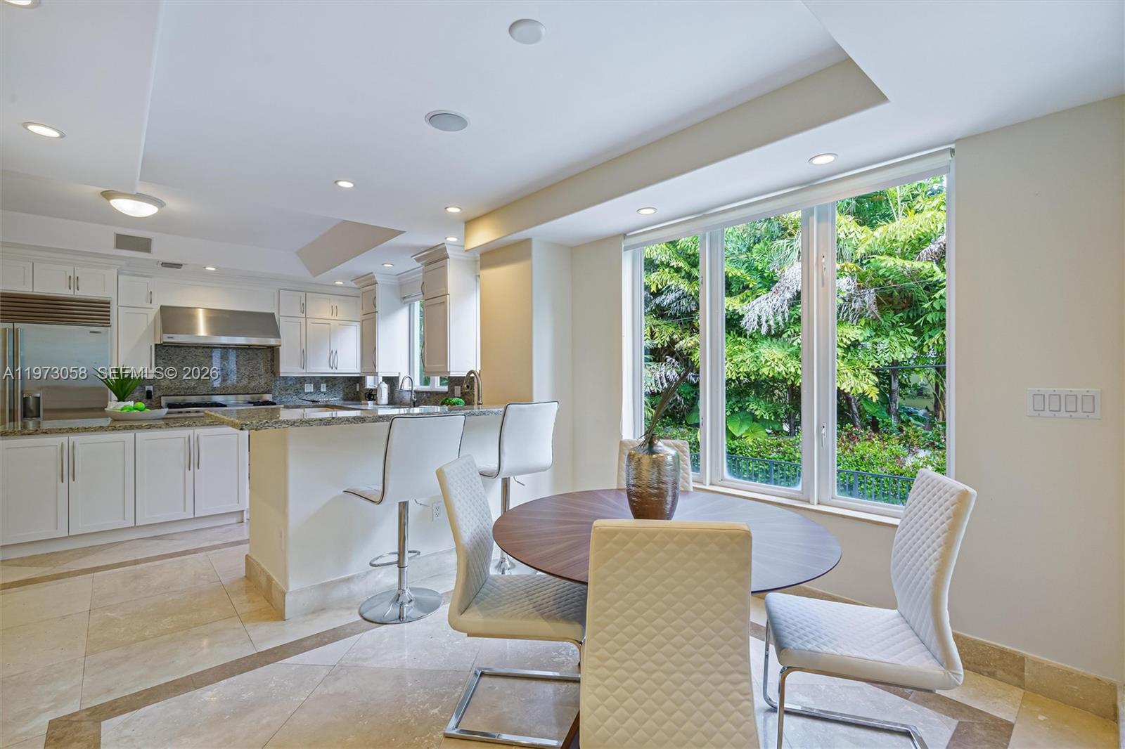 541 S Mashta Dr Key Biscayne, FL 33149