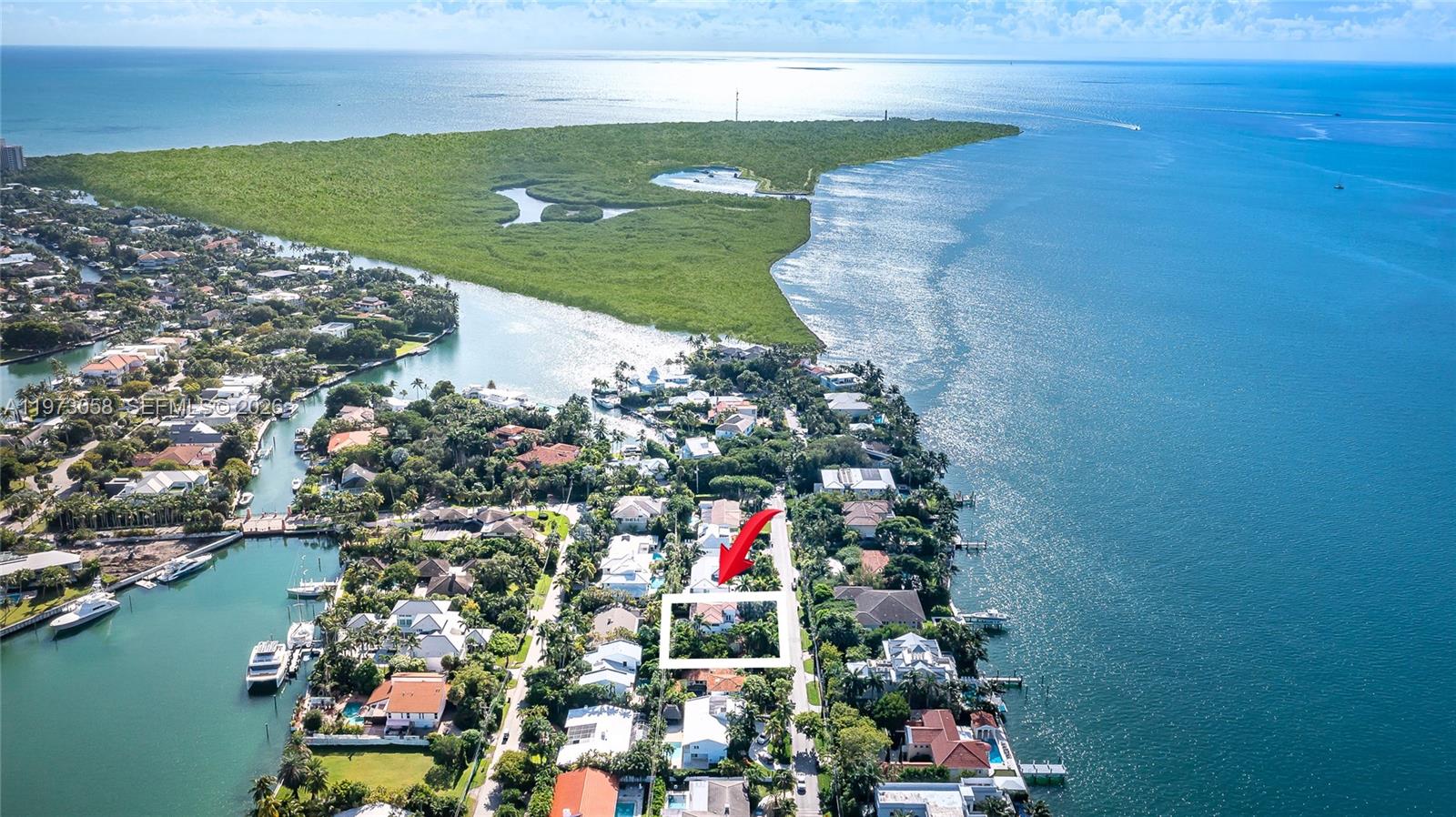 541 S Mashta Dr Key Biscayne, FL 33149