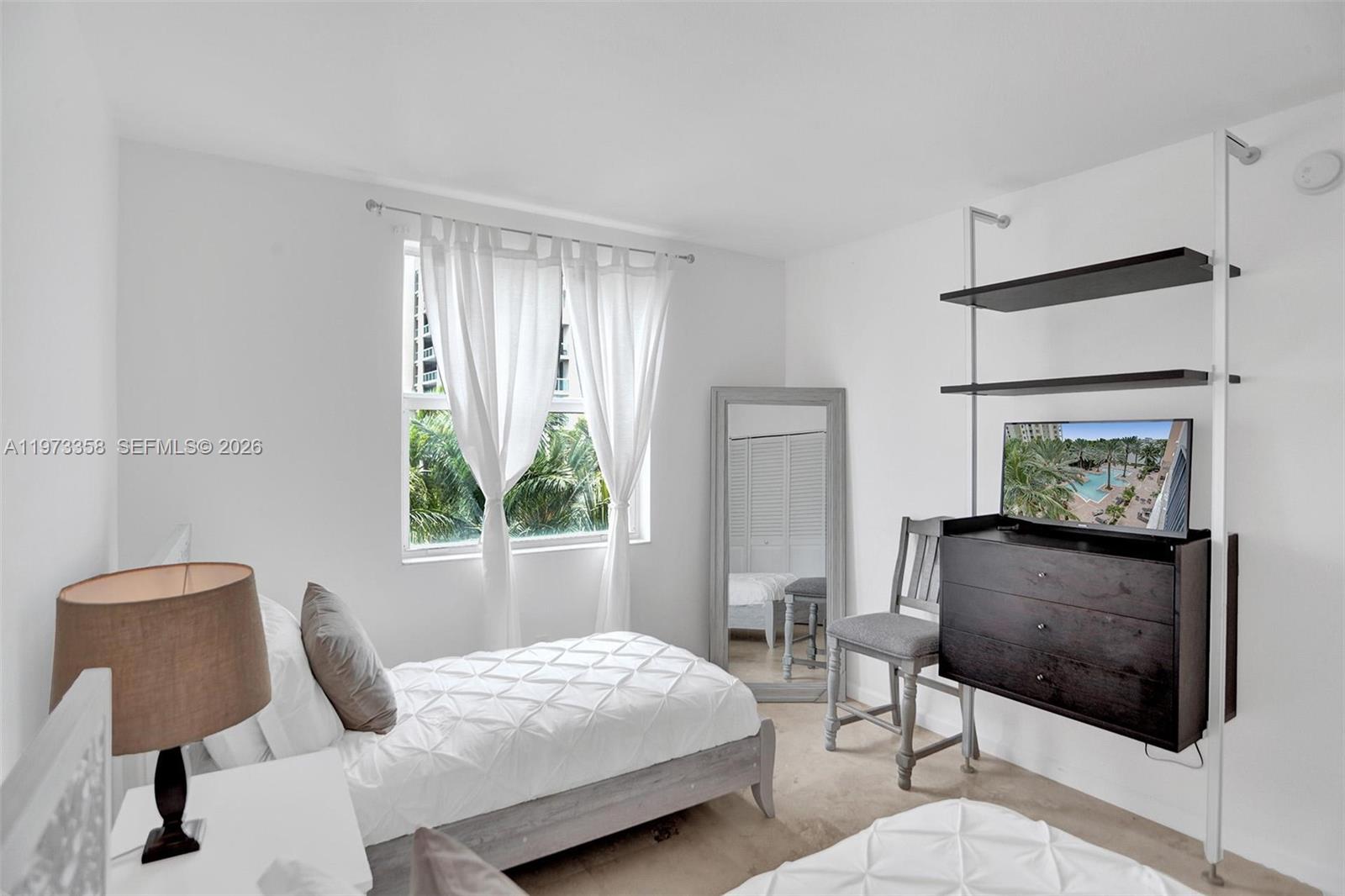 17100 N Bay Rd #1501 Sunny Isles Beach, FL 33160