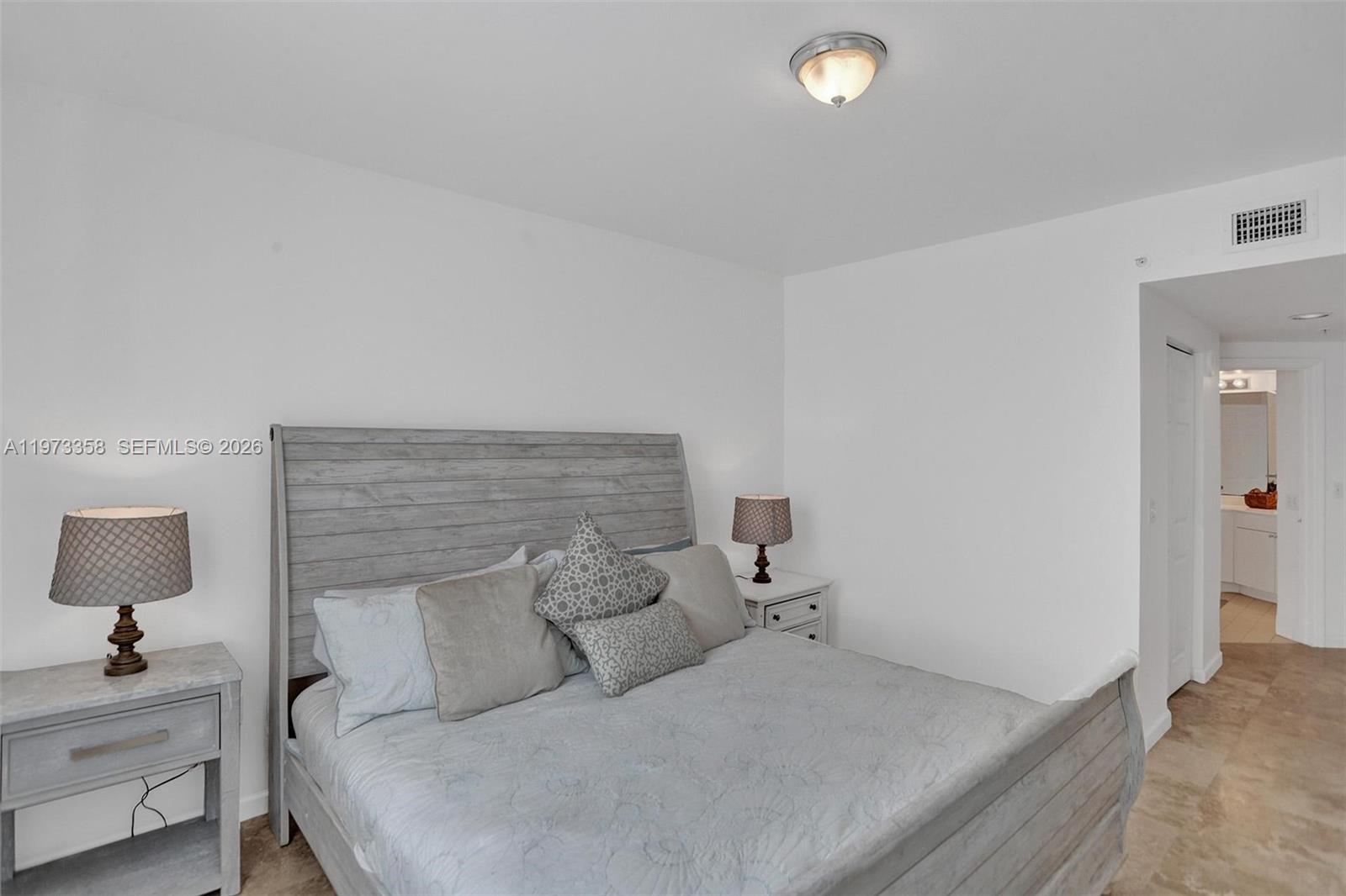 17100 N Bay Rd #1501 Sunny Isles Beach, FL 33160