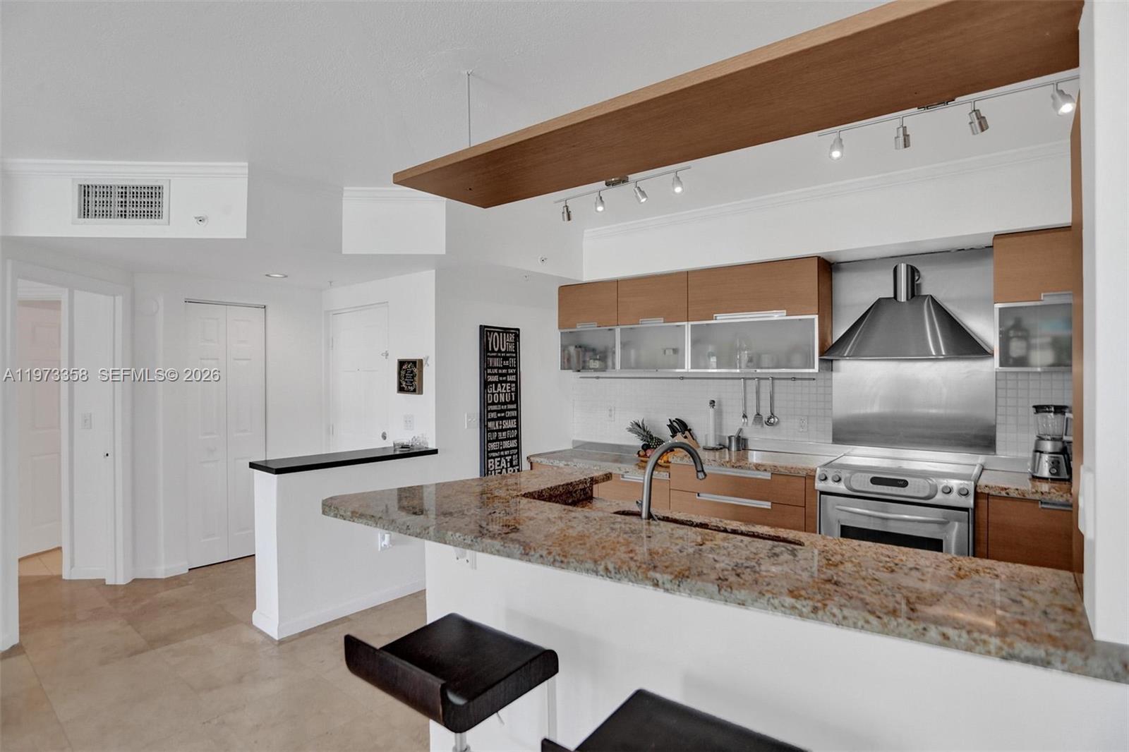 17100 N Bay Rd #1501 Sunny Isles Beach, FL 33160