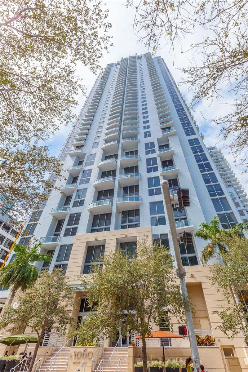 1050 Brickell Ave #2622