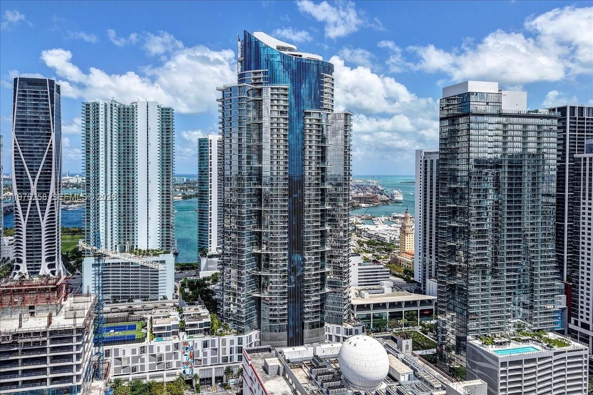 851 NE 1st Ave #3711 Miami, FL 33132