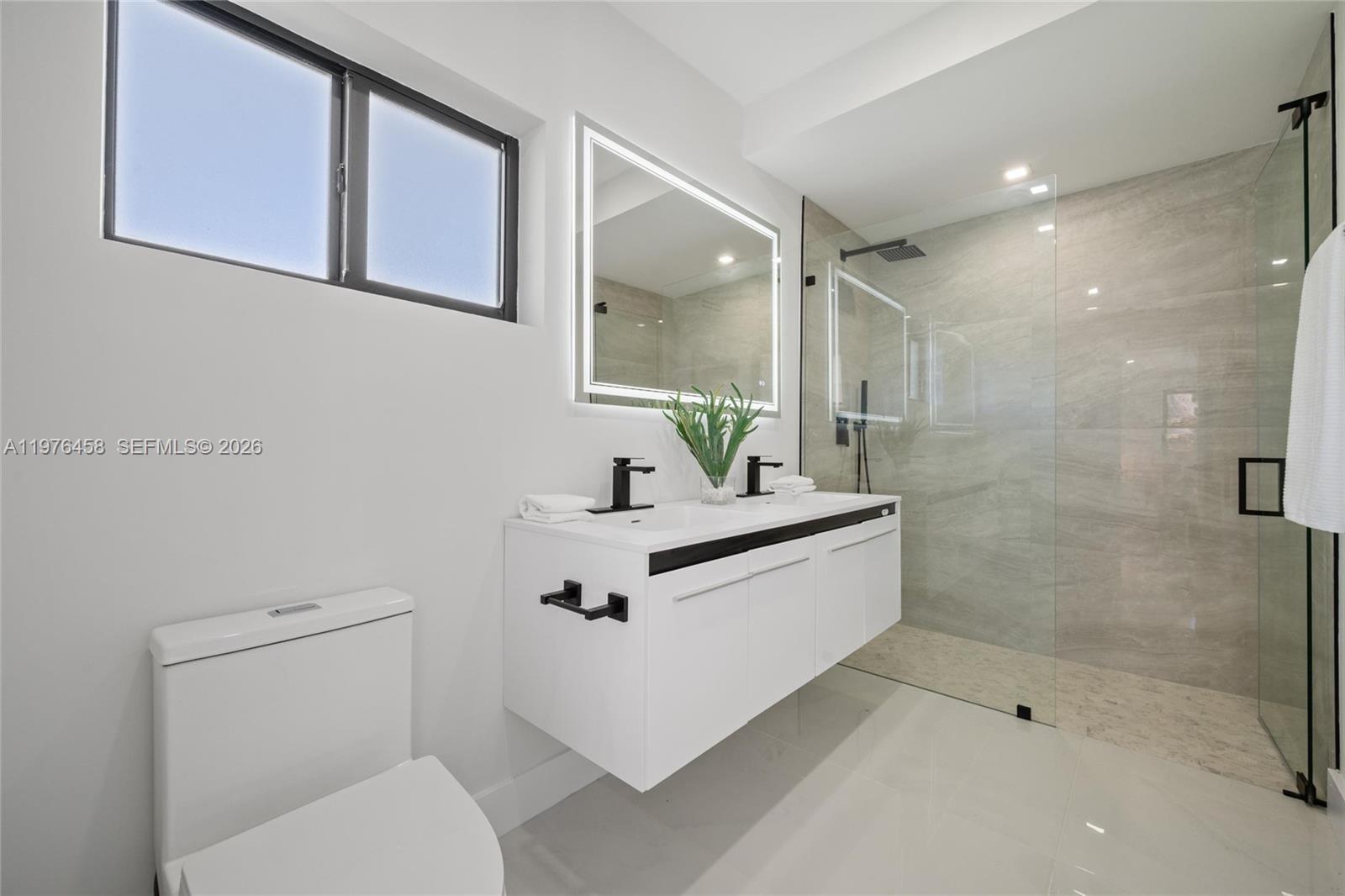 1931 186th Dr North Miami Beach, FL 33179