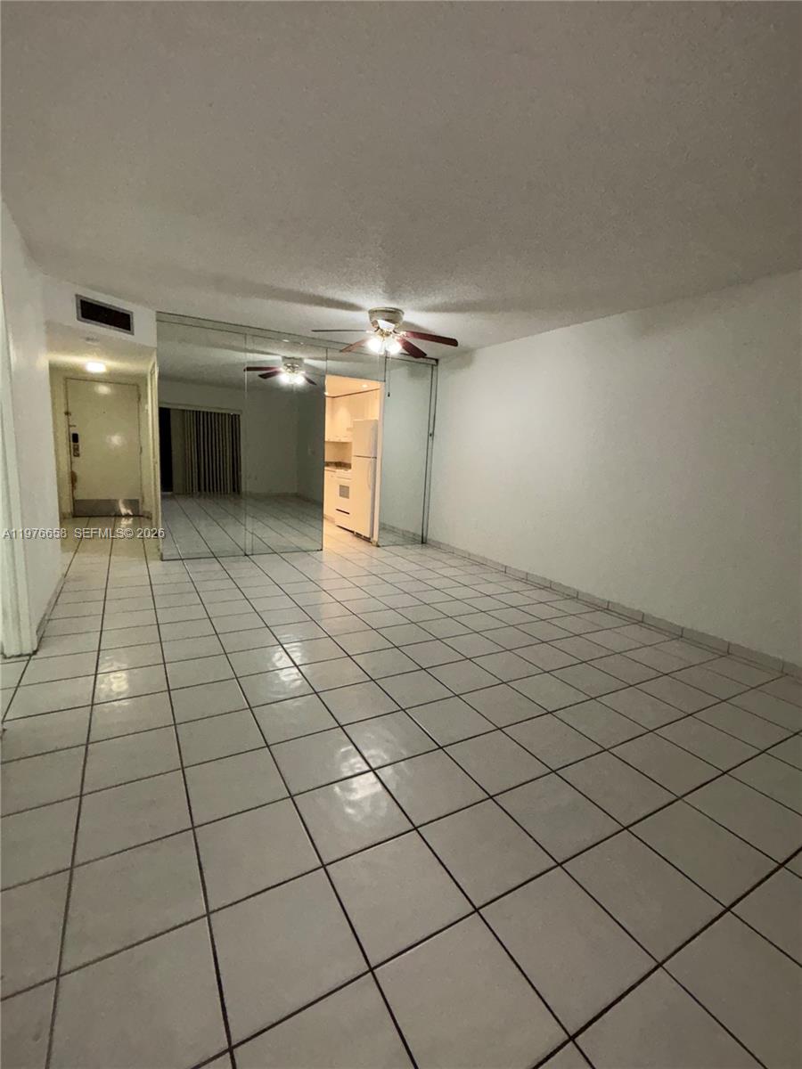 13701 Kendale Lks Cir #B-403