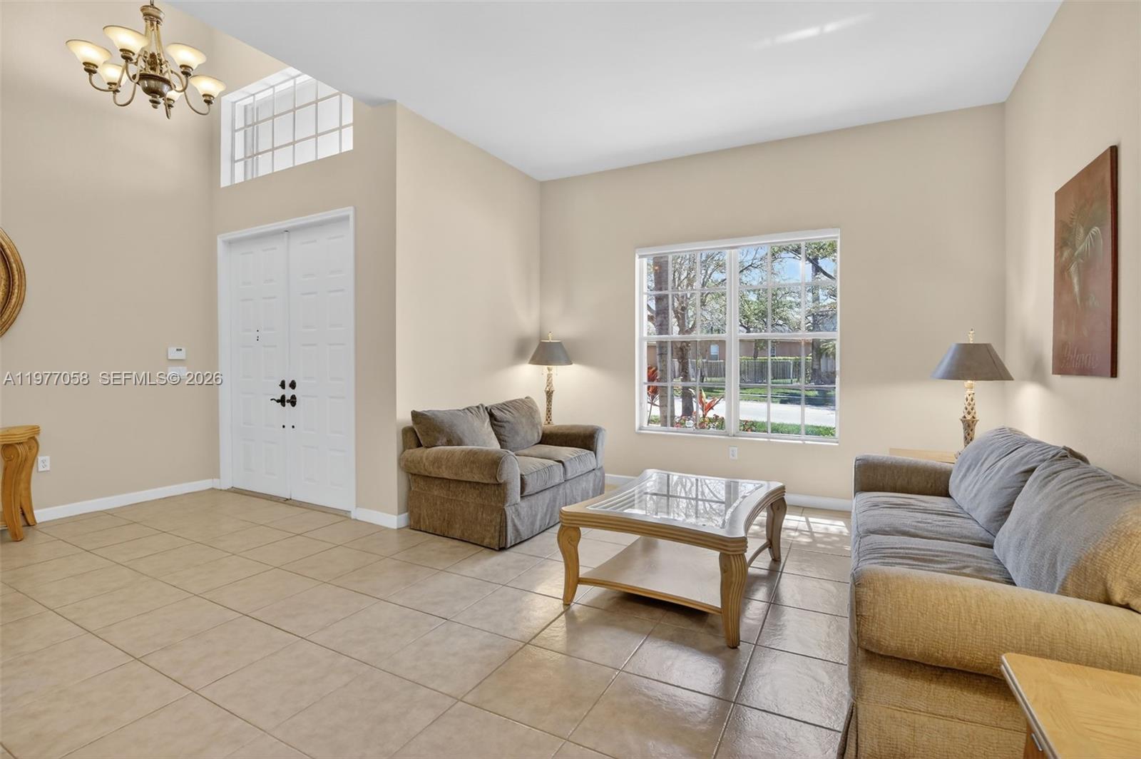 19151 N Hibiscus St Weston, FL 33332