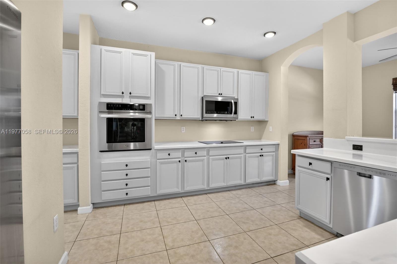 19151 N Hibiscus St Weston, FL 33332