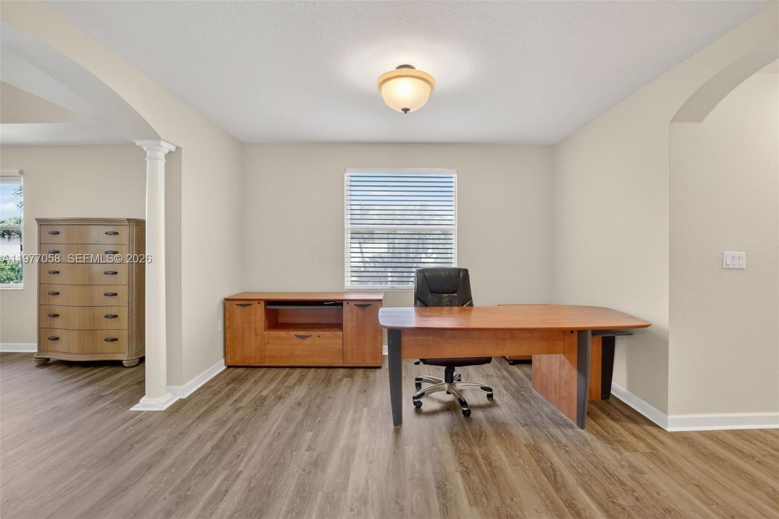 19151 N Hibiscus St Weston, FL 33332