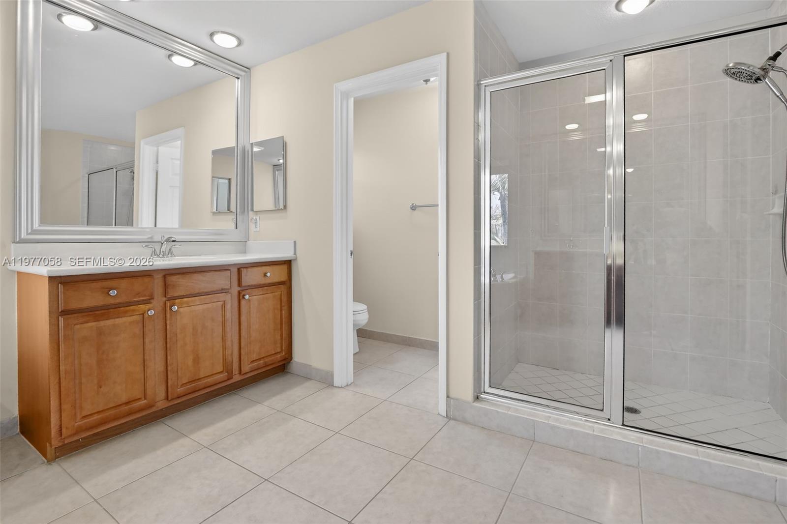 19151 N Hibiscus St Weston, FL 33332