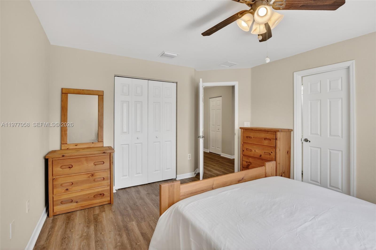 19151 N Hibiscus St Weston, FL 33332