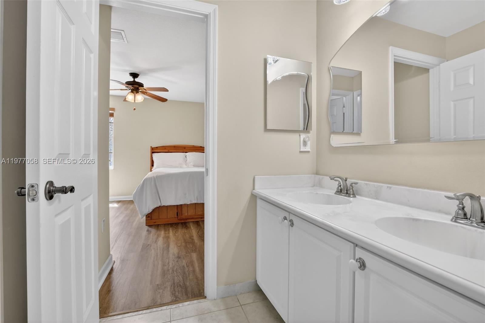 19151 N Hibiscus St Weston, FL 33332