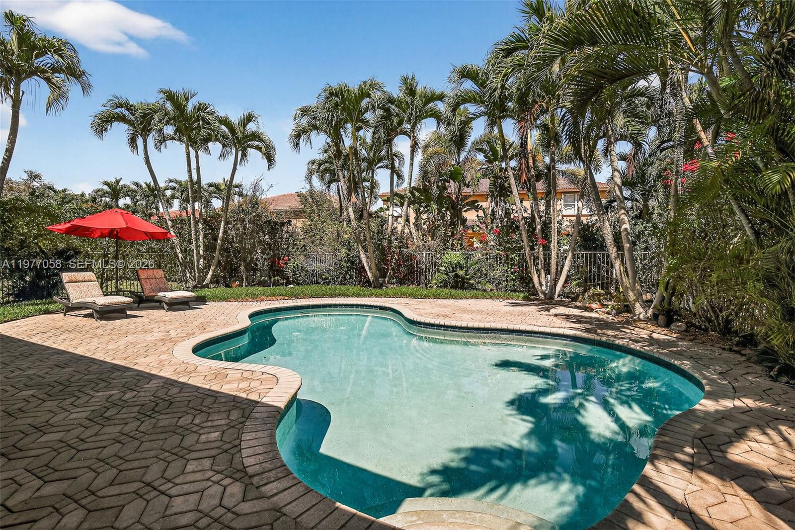 19151 N Hibiscus St Weston, FL 33332