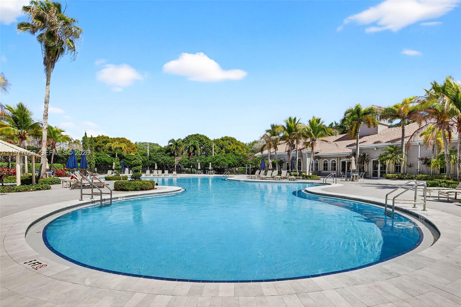 19151 N Hibiscus St Weston, FL 33332