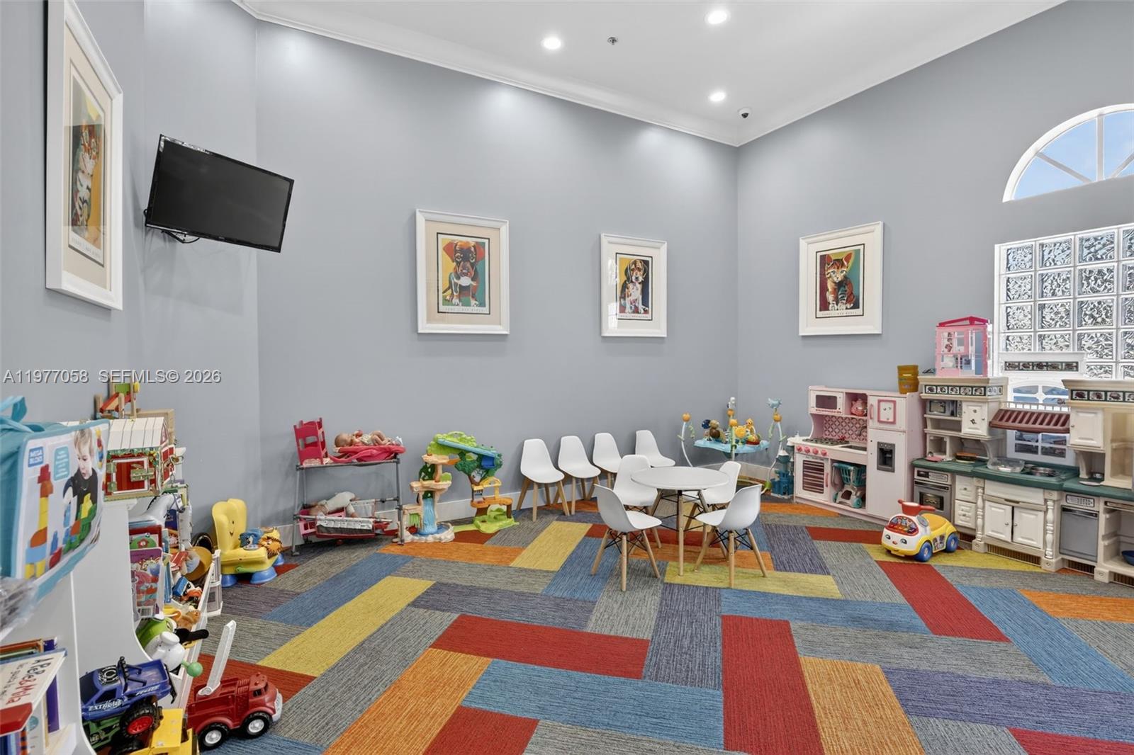 19151 N Hibiscus St Weston, FL 33332