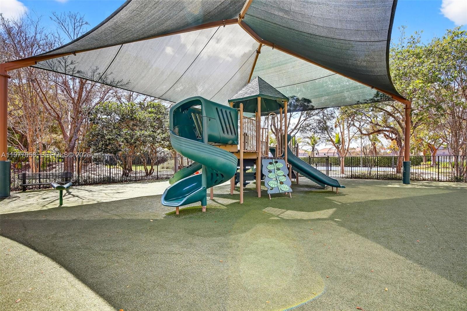 19151 N Hibiscus St Weston, FL 33332