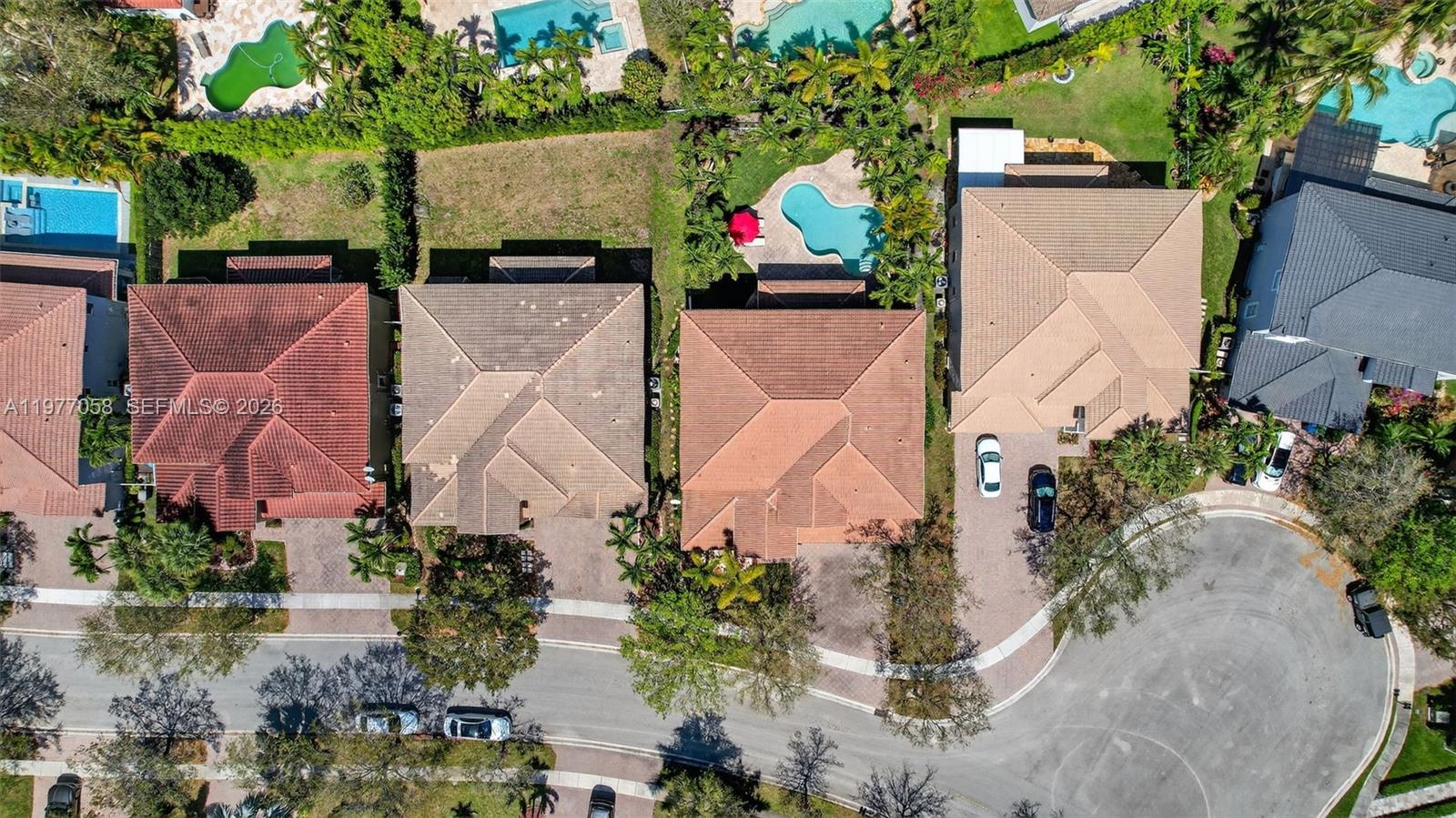 19151 N Hibiscus St Weston, FL 33332