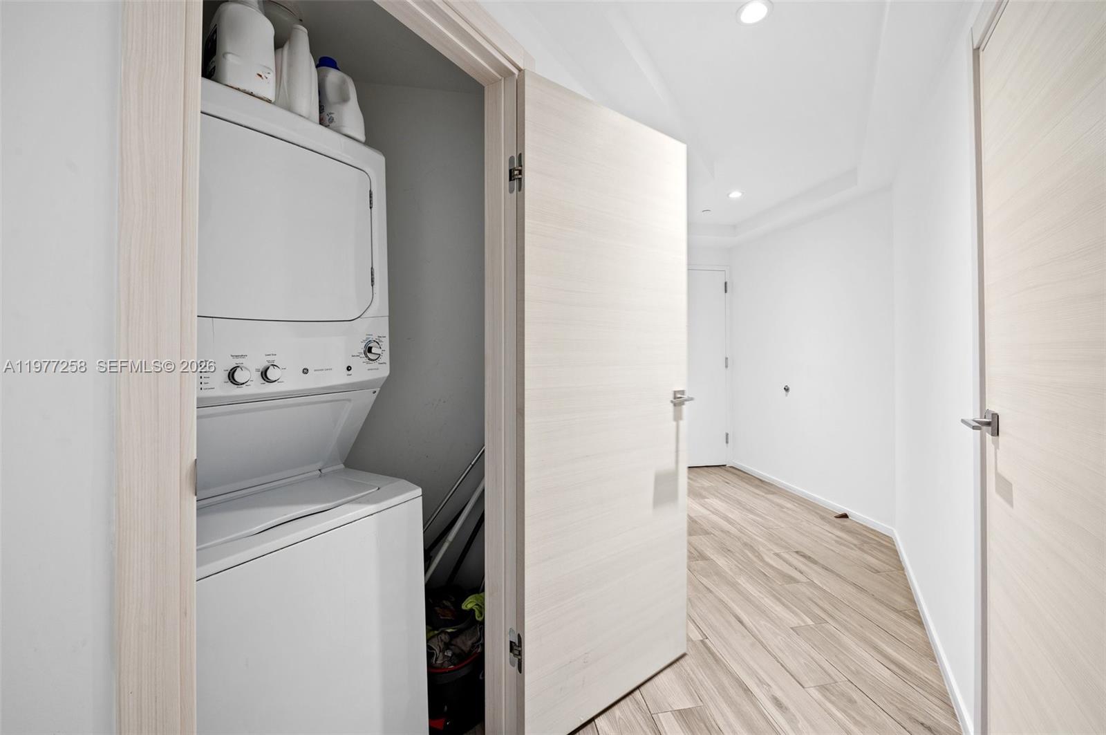 801 S Miami Ave #2705 Miami, FL 33130