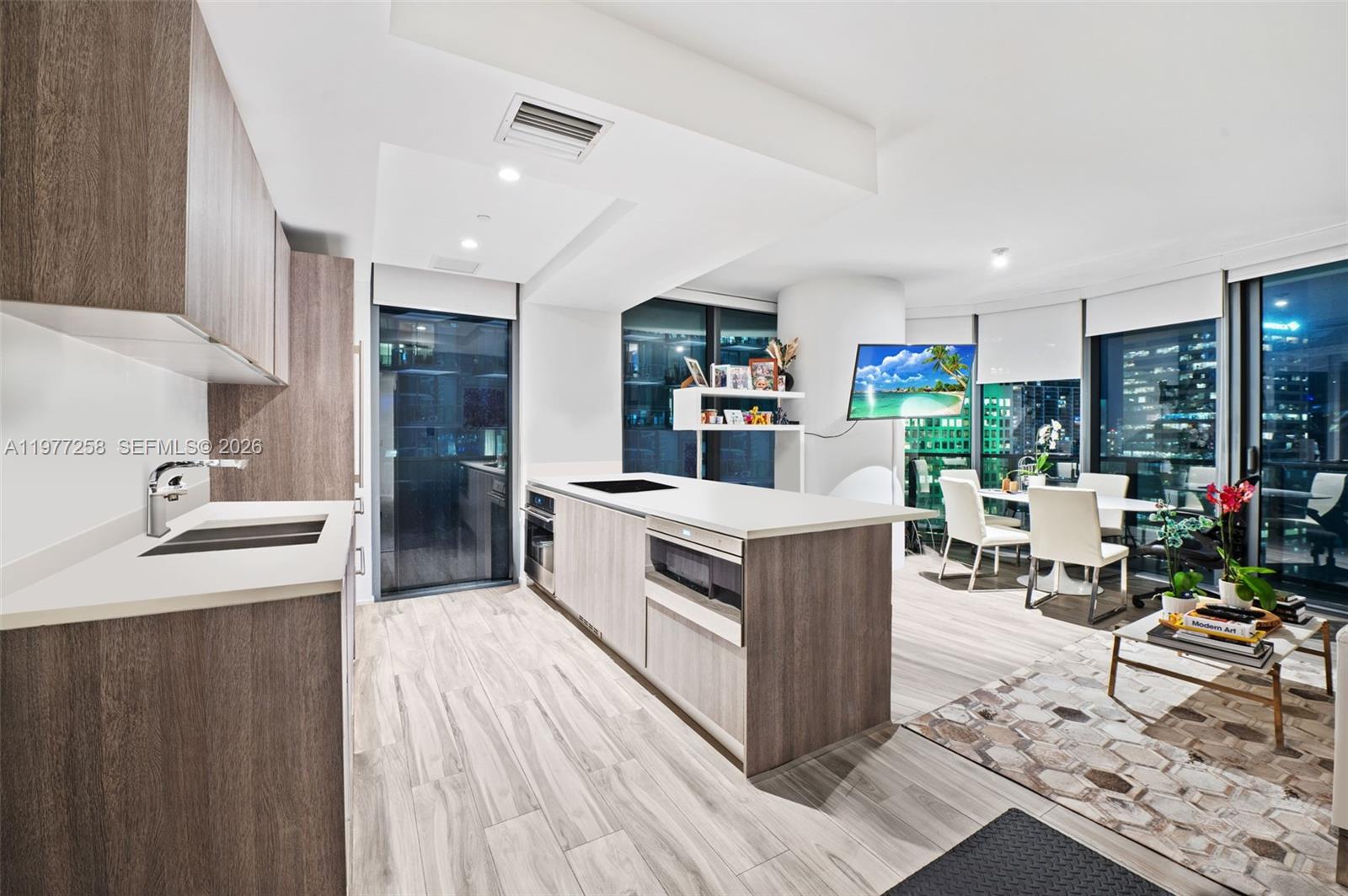 801 S Miami Ave #2705 Miami, FL 33130