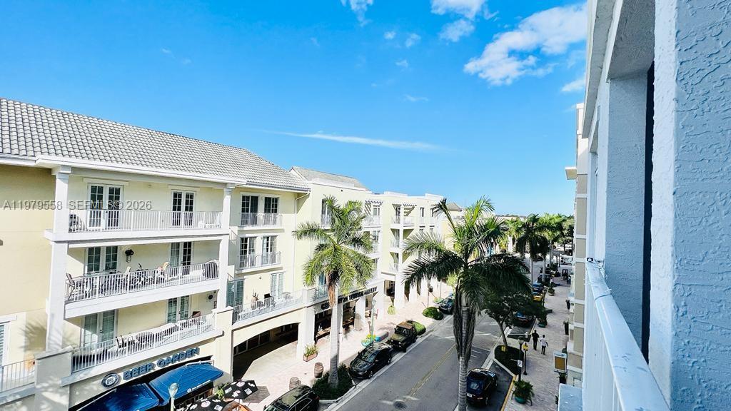 1200 Town Ctr Dr #420 Jupiter, FL 33458