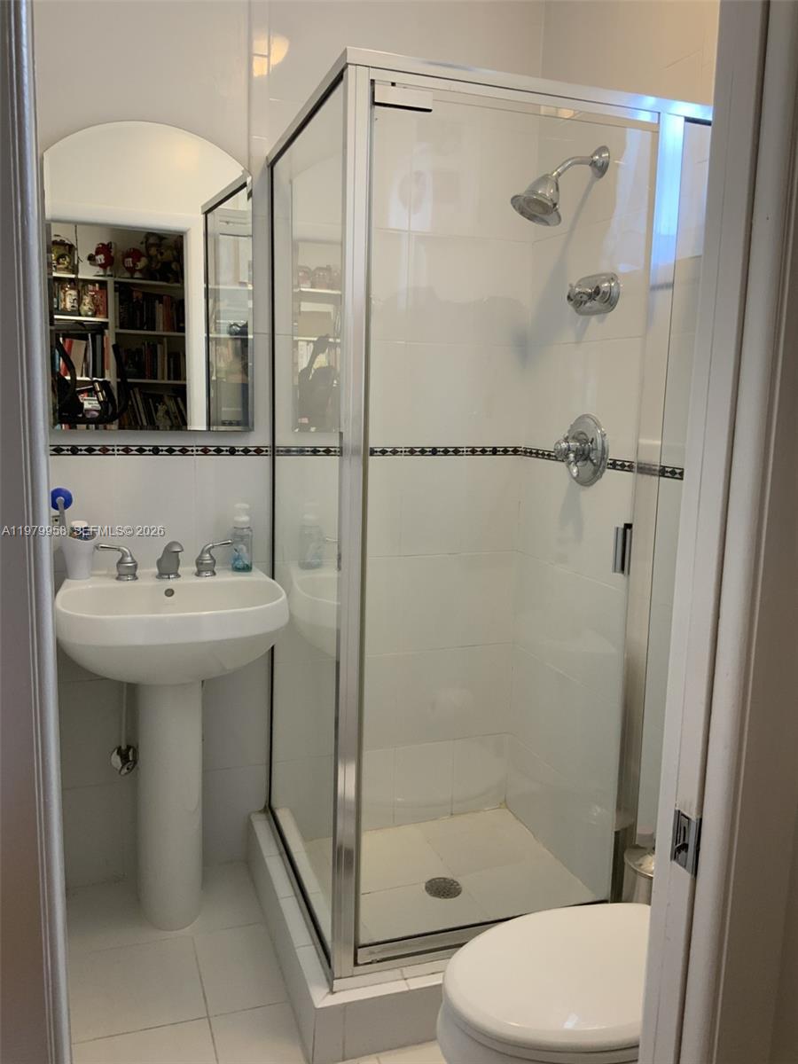 5780 SW 59th Pl South Miami, FL 33143