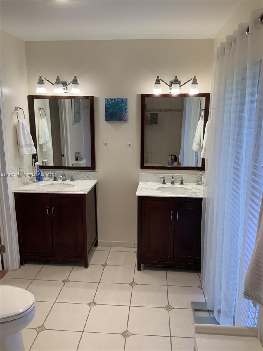 5780 SW 59th Pl South Miami, FL 33143