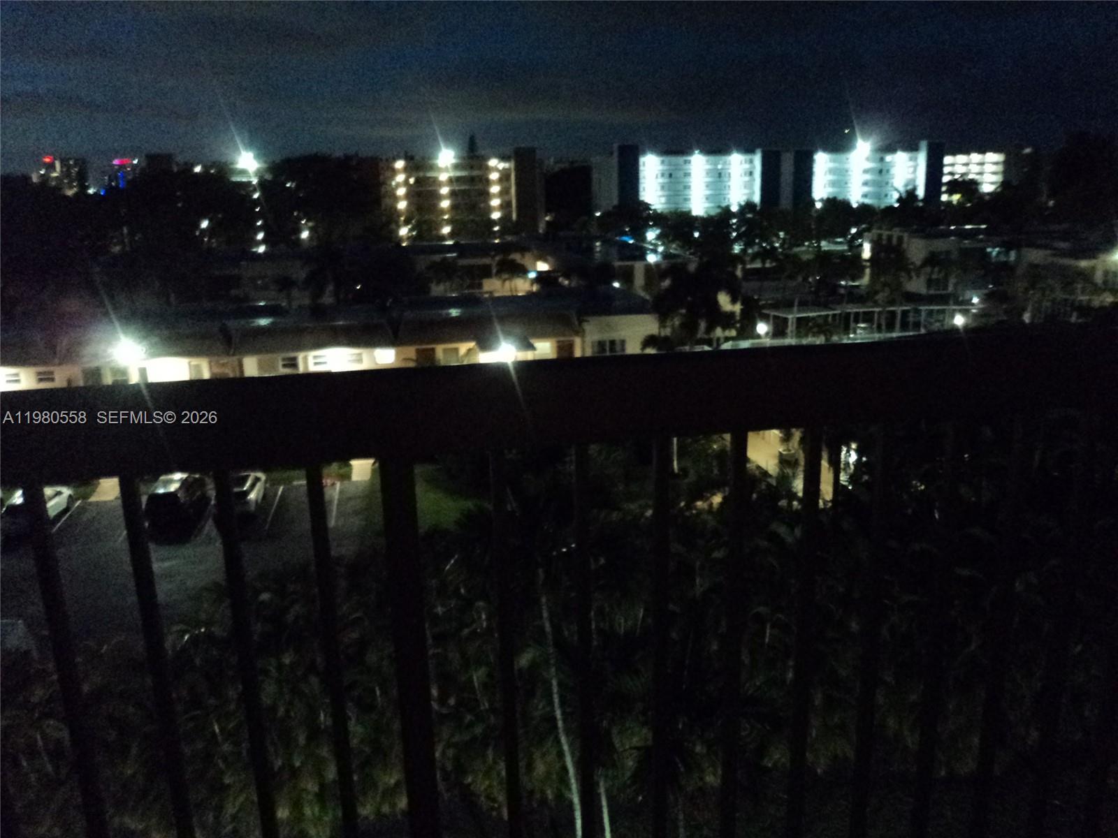 1301 NE 7th St #511 Hallandale Beach, FL 33009