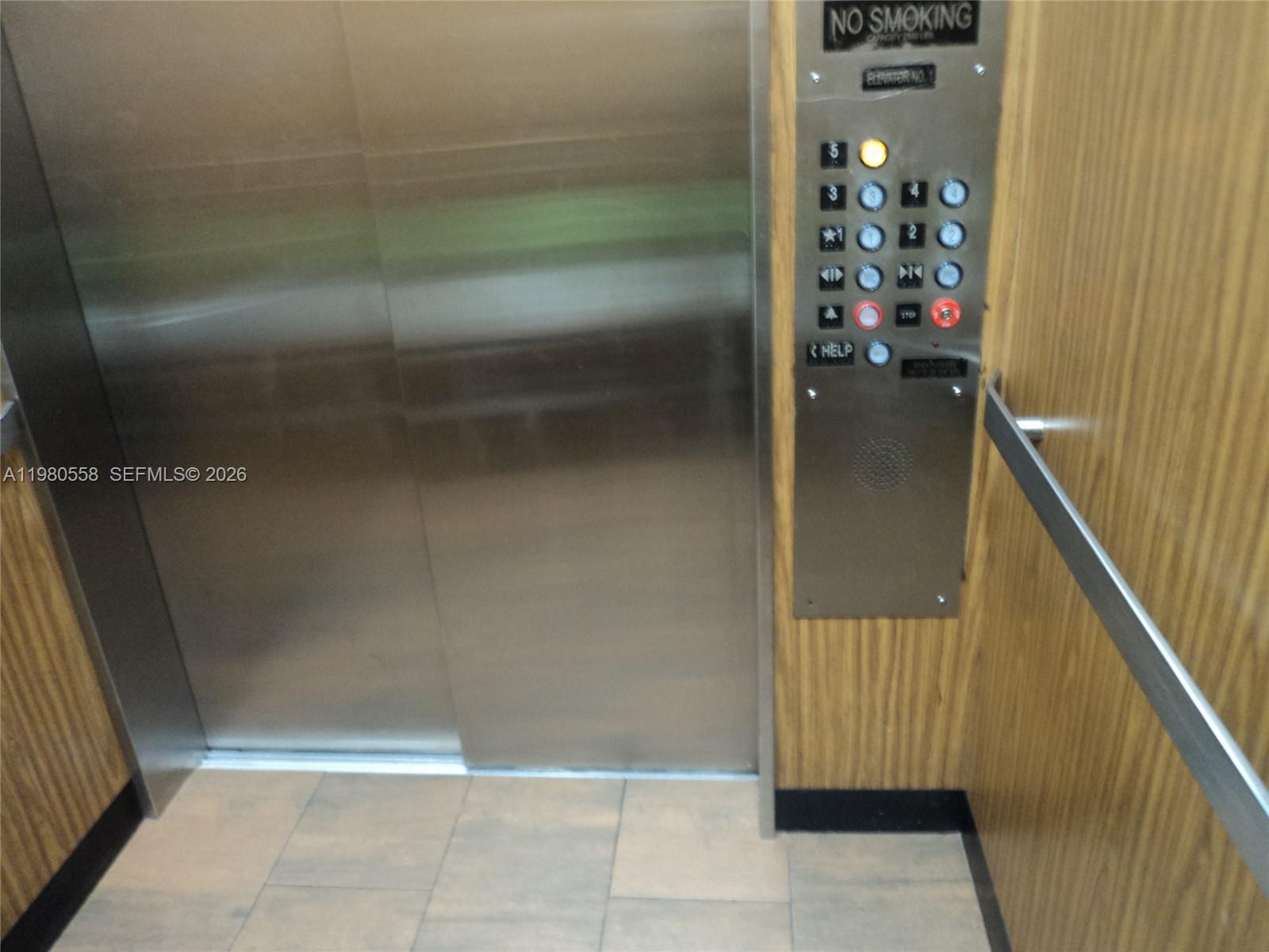 1301 NE 7th St #511 Hallandale Beach, FL 33009