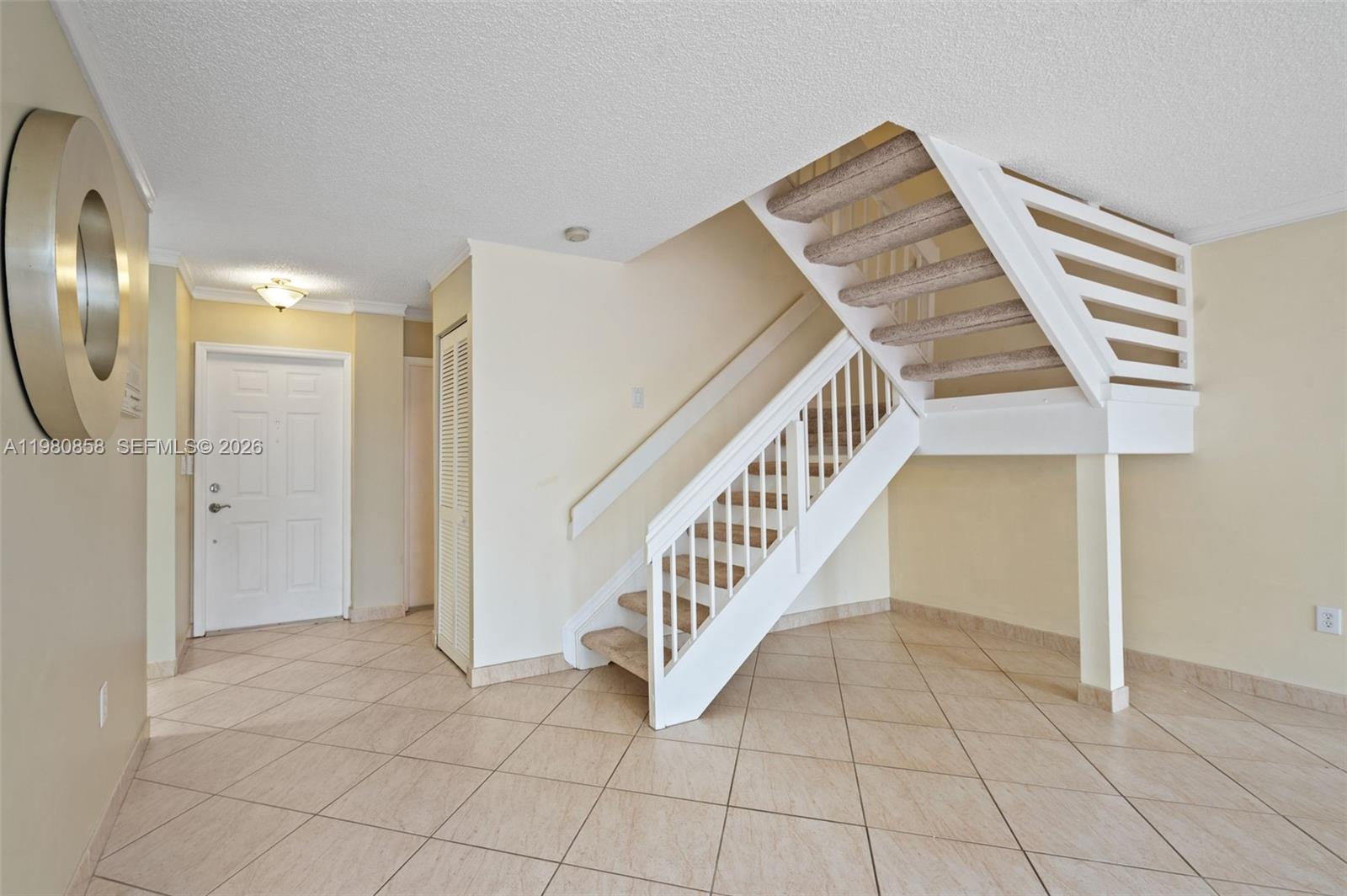 10252 NW 52nd Ter Doral, FL 33178