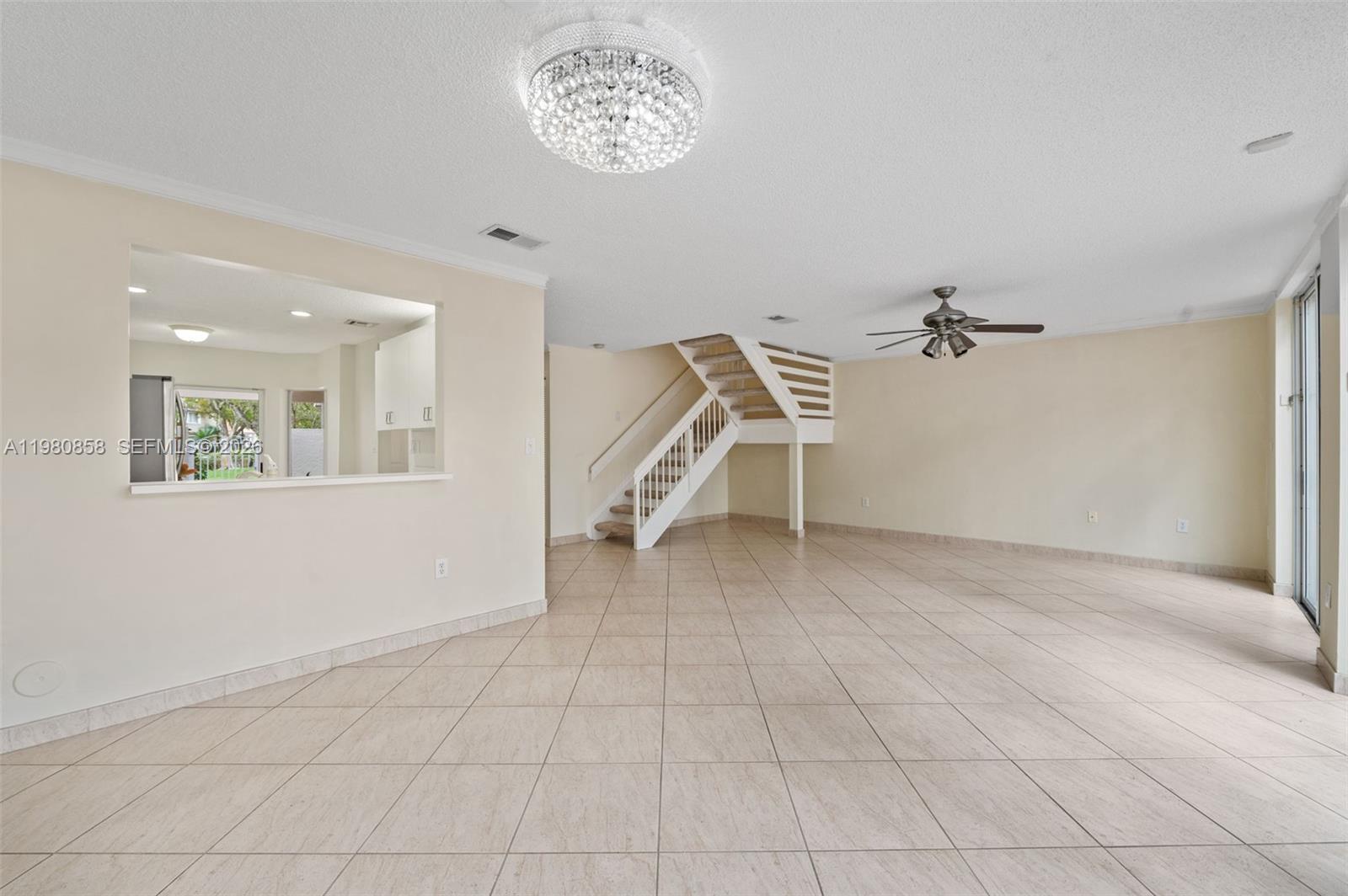 10252 NW 52nd Ter Doral, FL 33178