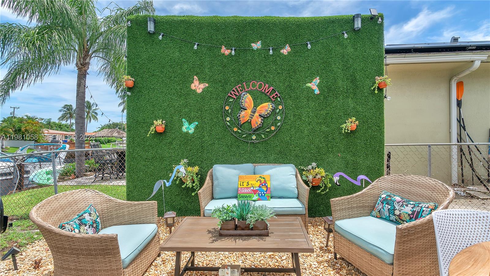 151 SE 9th Ct Pompano Beach, FL 33060