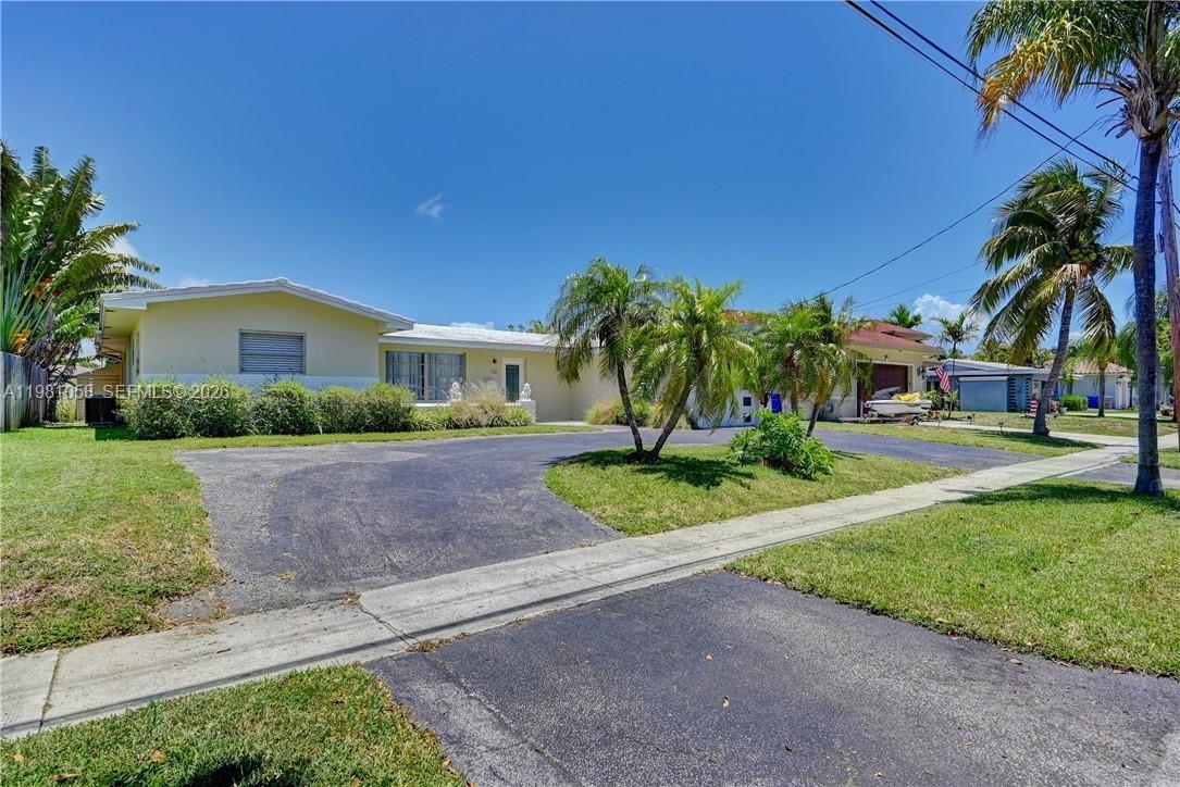 151 SE 9th Ct Pompano Beach, FL 33060