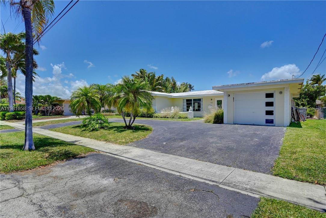151 SE 9th Ct Pompano Beach, FL 33060