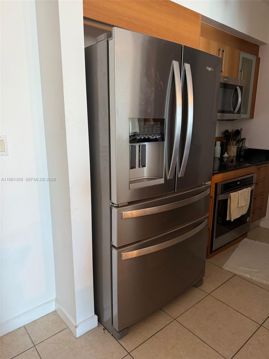 335 S Biscayne Blvd #3610 Miami, FL 33131