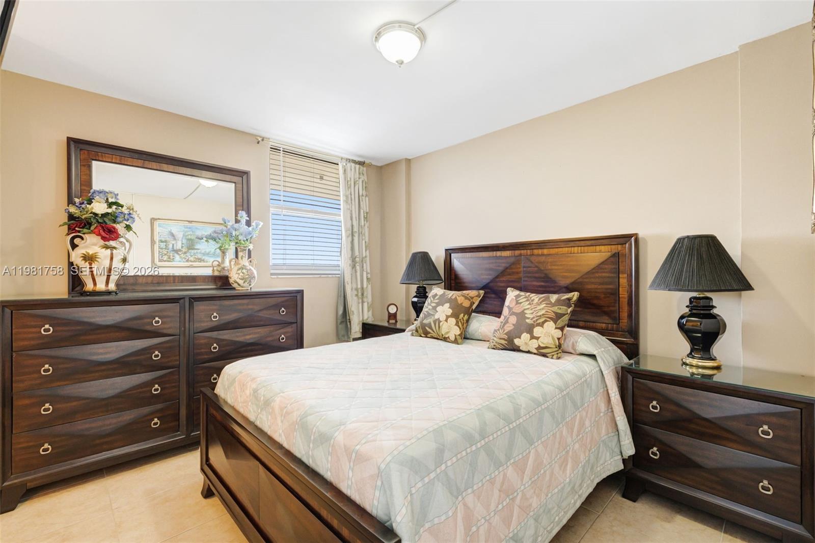 9273 Collins Ave #1109 Surfside, FL 33154