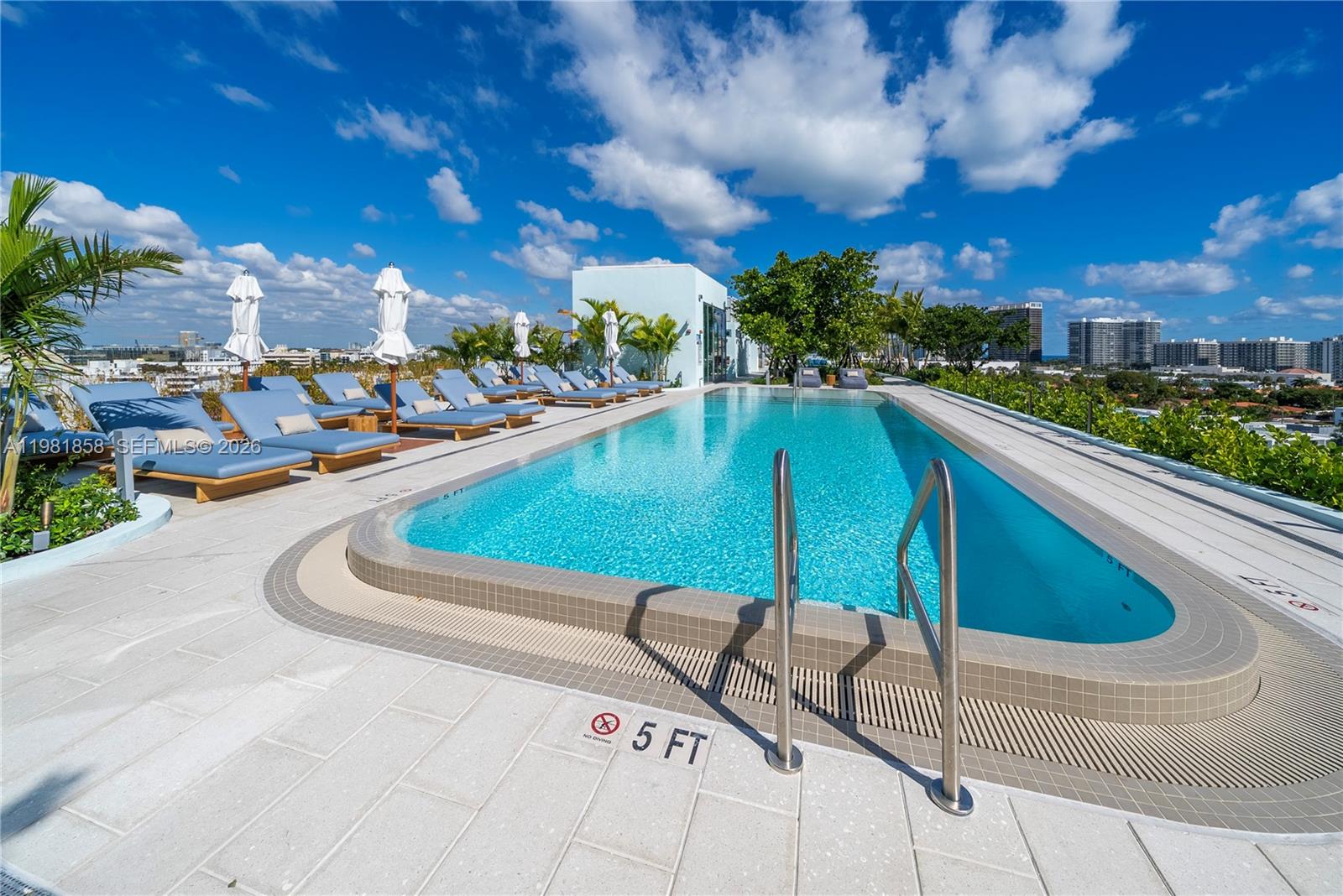 9221 E Bay Hbr Dr #UPH10 Bay Harbor Islands, FL 33154