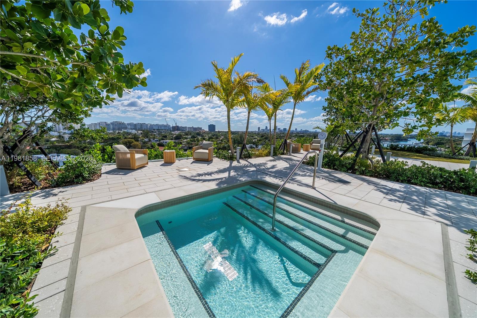 9221 E Bay Hbr Dr #810 Bay Harbor Islands, FL 33154