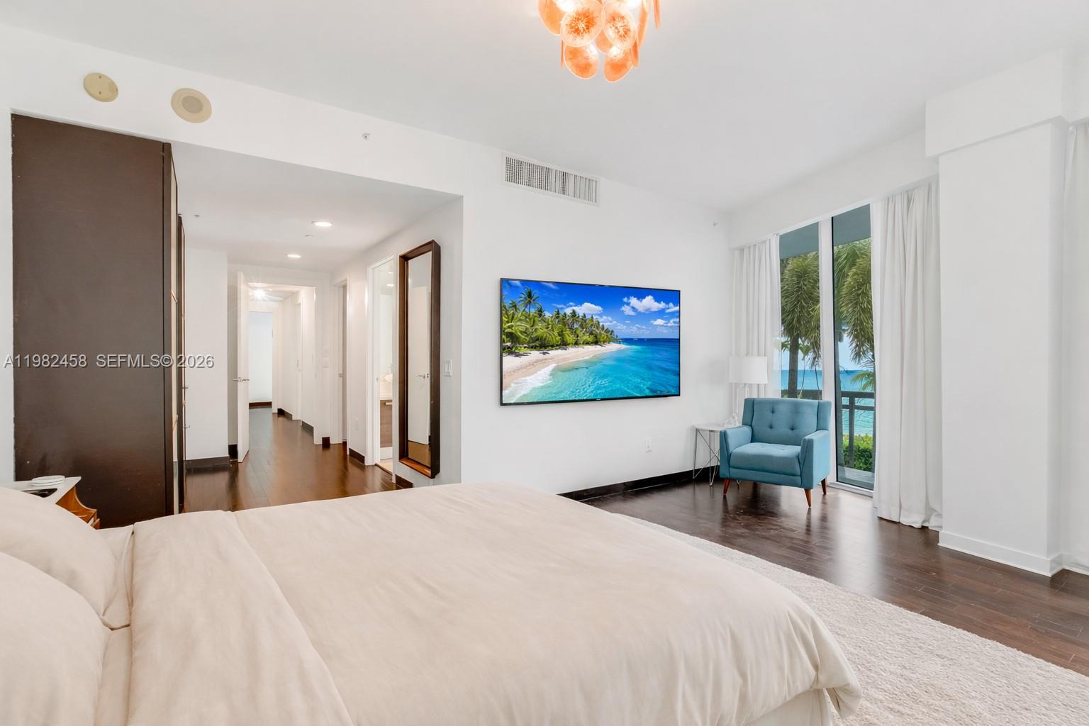 2950 NE 188th St #150 Aventura, FL 33180