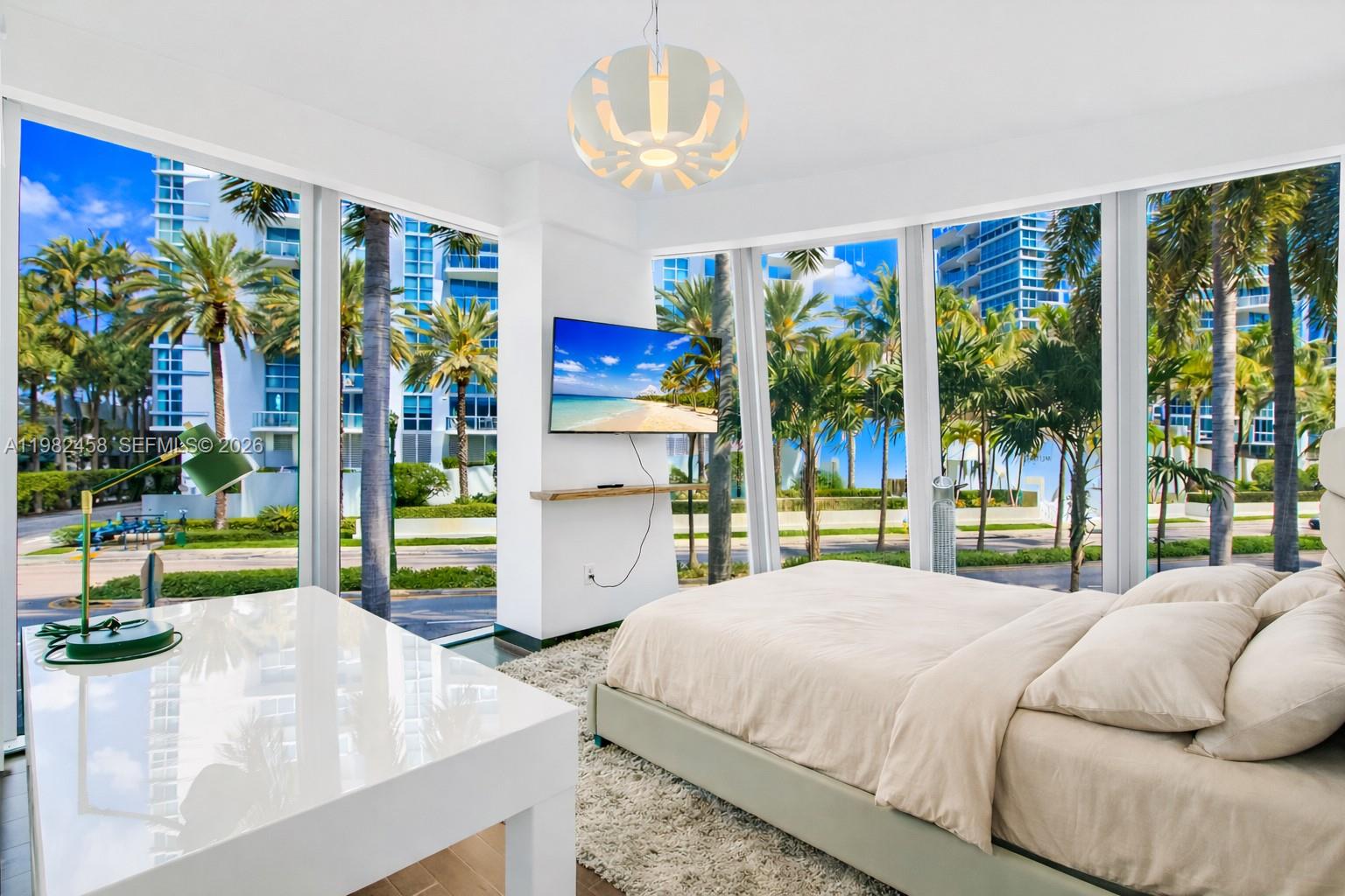 2950 NE 188th St #150 Aventura, FL 33180