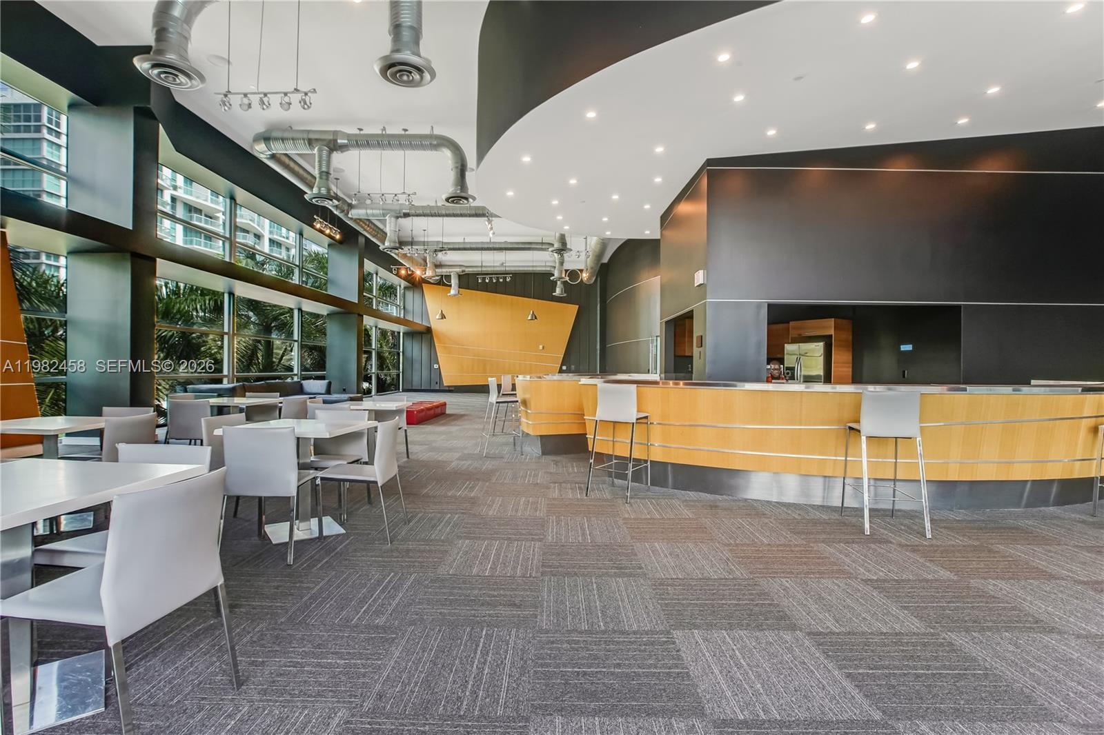 2950 NE 188th St #150 Aventura, FL 33180